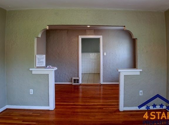 Living Room/Dining Room