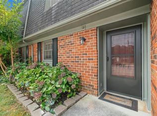 1961 Meadowbrook Cir, Dalton, GA 30720