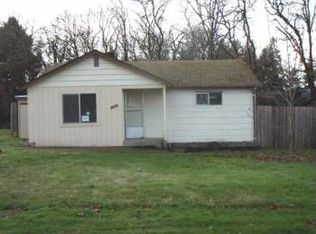 806 N 3rd St, Jefferson, OR 97352