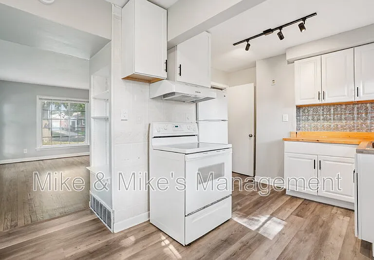 3860 S Brust Ave — Photo 15