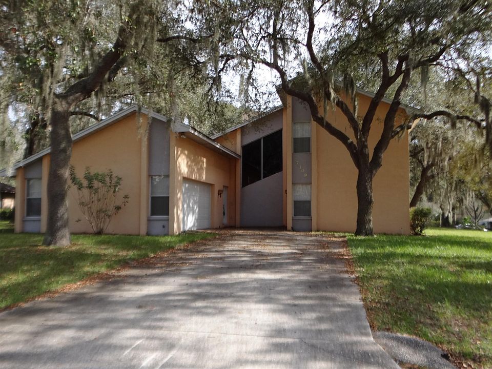 1st image of 7109 Centerbrook Dr