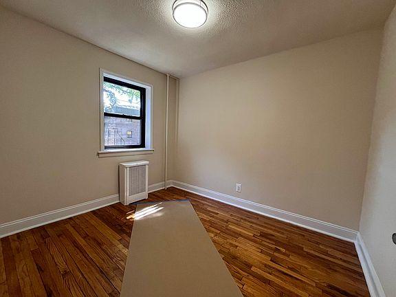 5th image of 20-31 19th St #1K