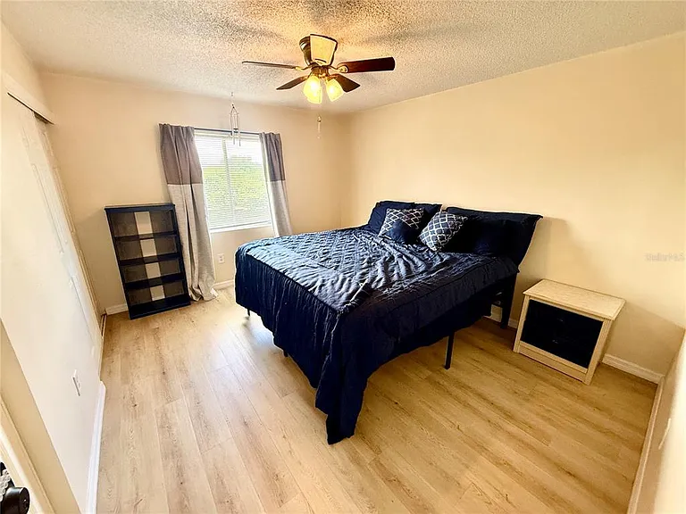 2612 Hidden Lake Dr N #D — Photo 11