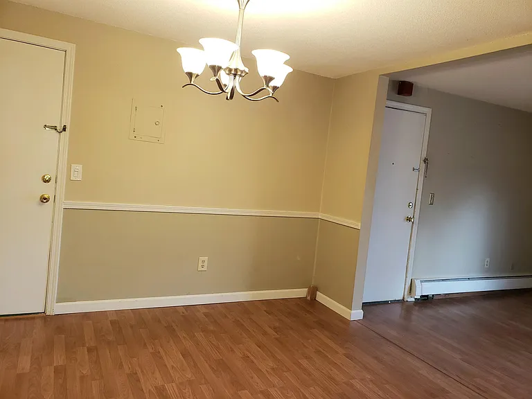 130 English Village Rd #302 — Photo 10