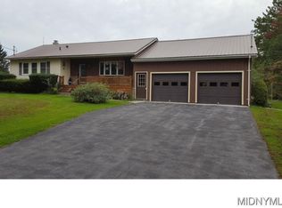10205 Sulphur Springs Rd, Lee Center, NY 13363