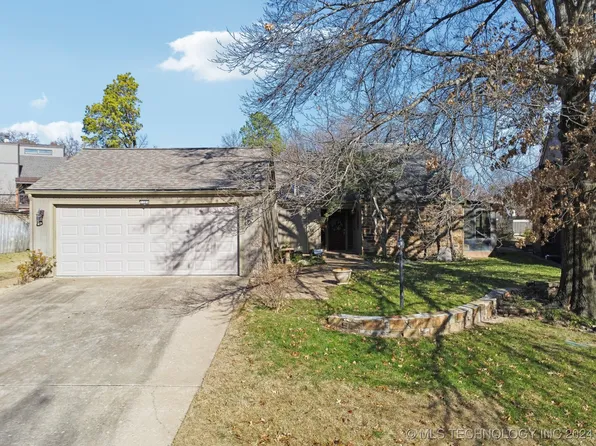 3305 E 68th Pl #8, Tulsa, OK 74136