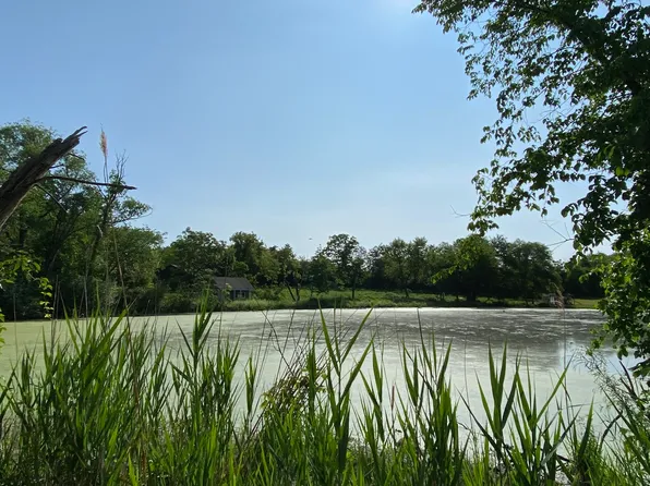 650 George Ave, Barrington, IL 60010