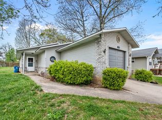 1209 Fillmore St, Bentonville, AR 72712