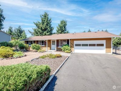 15804 16th Avenue Ct E, Tacoma, WA, 98445