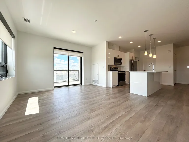 144 Watson Rd N #301 — Photo 8