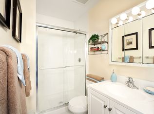 118 Plymouth Dr APT A, Norwood, MA 02062