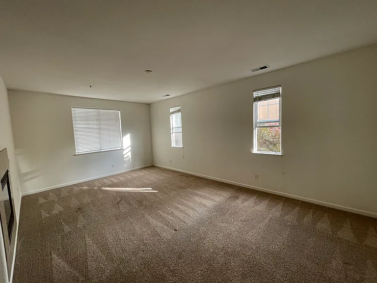 1248 El Mar Ct — Photo 15