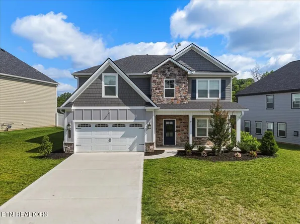 1720 Melton Meadows Dr, Maryville, TN 37803
