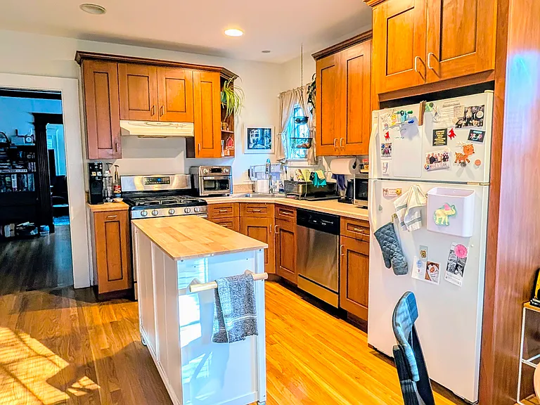 8 Jenison St #1 — Photo 3