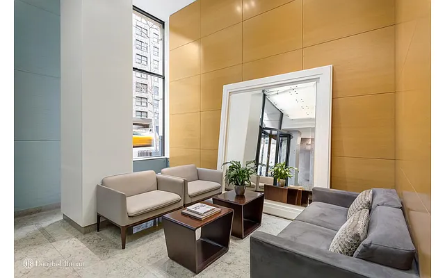 Rented by Douglas Elliman | media 19