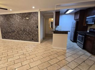 20/20 Villa Apts, Los Angeles, CA 90068