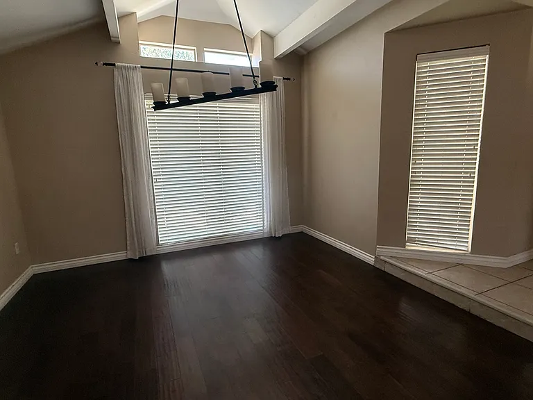 9409 High Oak Dr — Photo 17