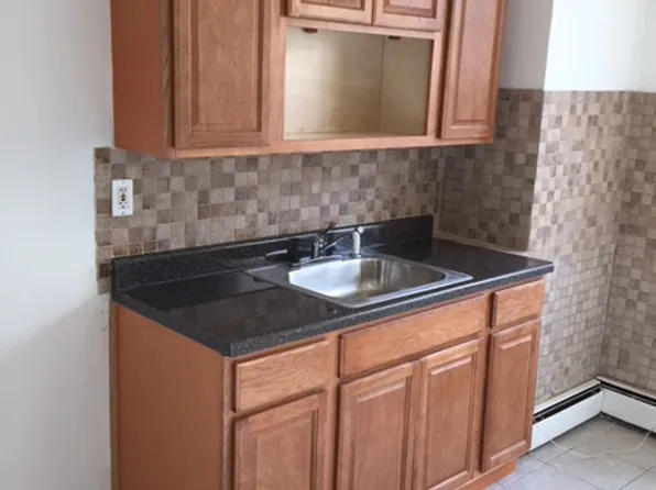 171-173 Van Buren St, Newark, NJ