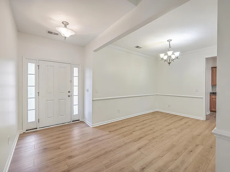 8518 Sentry Cir — Photo 5