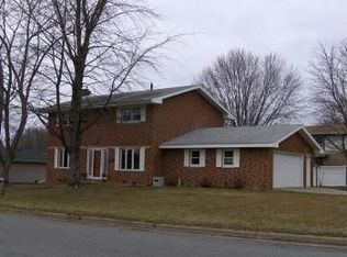 1245 Lake St, Onalaska, WI 54650