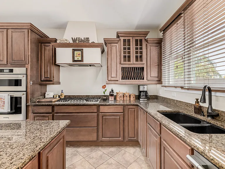 2288 E Wisteria Dr — Photo 11