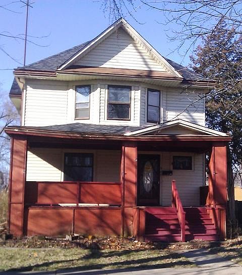 1st image of 547 S Rosewood Ave