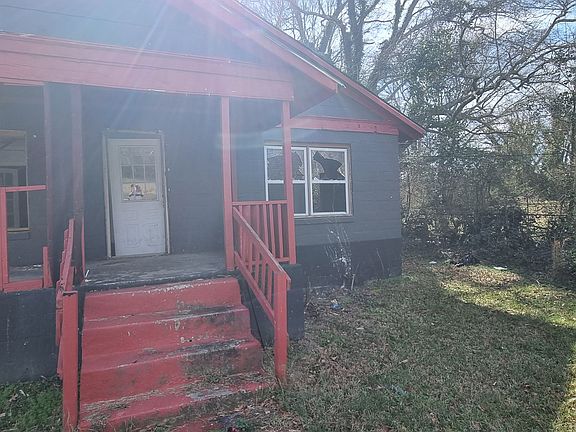 3rd image of 19 Landers St