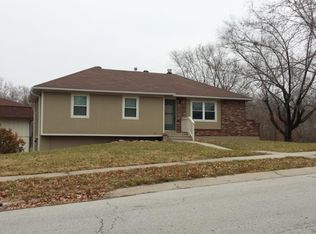 4011 S Colonial Dr, Independence, MO 64055