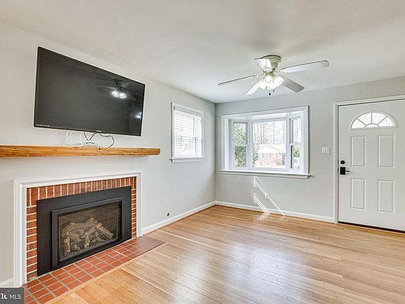 4th image of 3229 Norfolk Ln