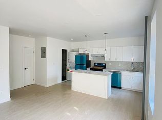 31-49 Steinway St #1, Astoria, NY 11103
