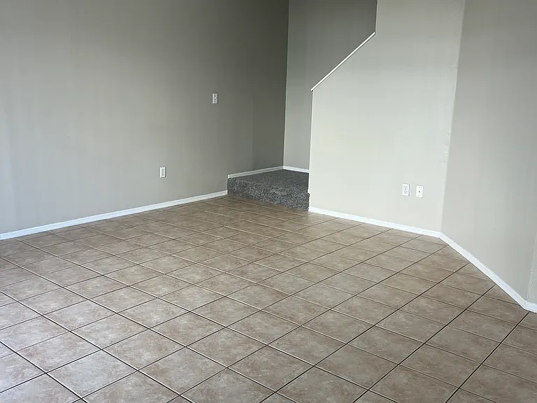 2035 Fluorshire Dr — Photo 3