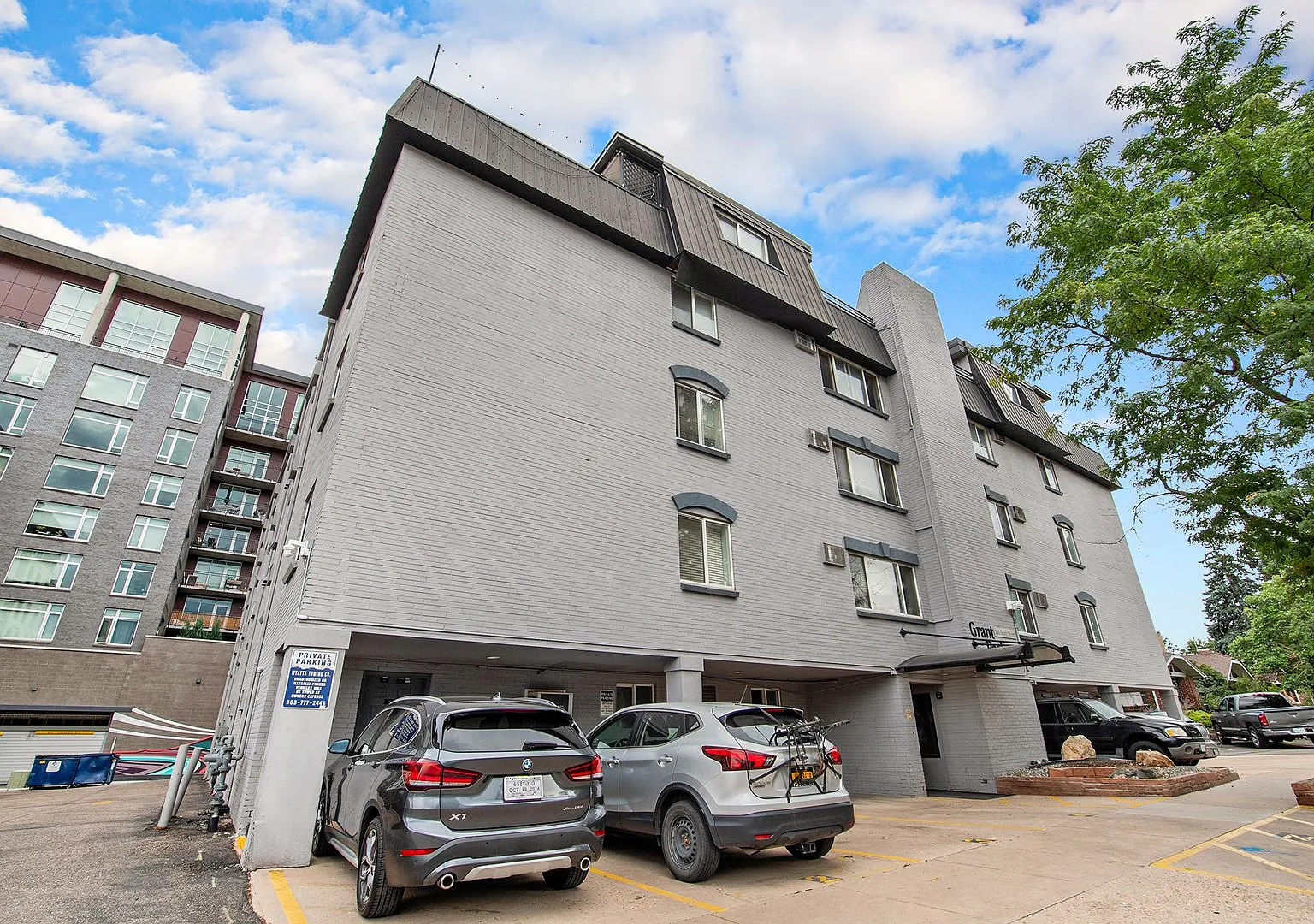 Beautiful 1 Bed, 1 Bath Condo on Speer- Cherry Creek Area — Photo 2