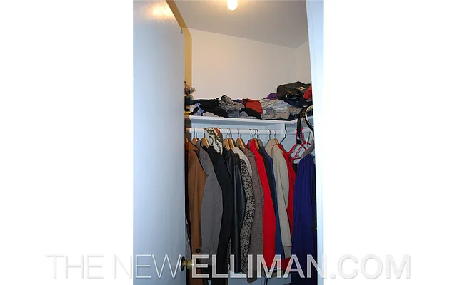 Rented by Douglas Elliman | media 23