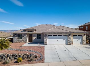 1192 N Sunset Ridge Dr, Hurricane, UT 84737