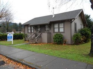 403 S 1st Ave, Mill City, OR 97360