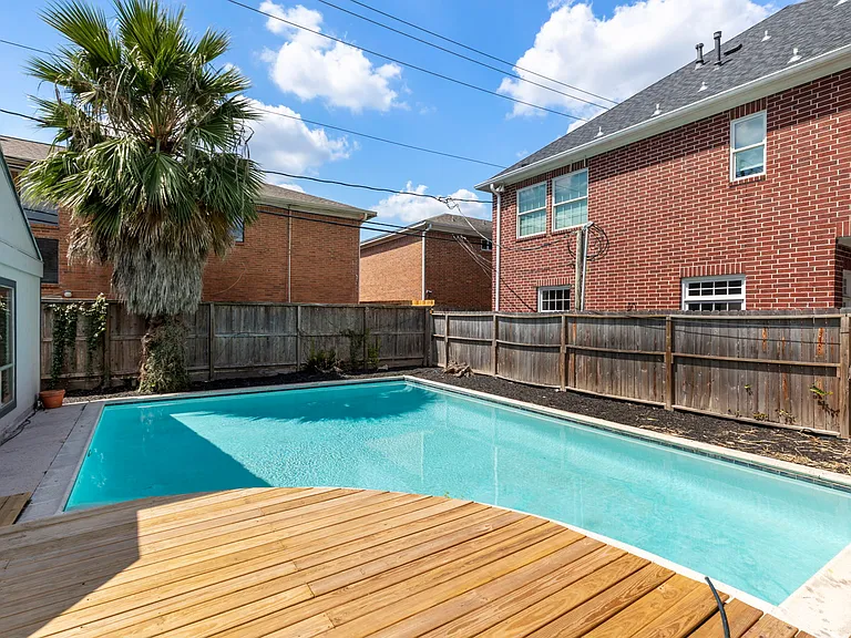 2226 Nantucket Dr #A — Photo 5