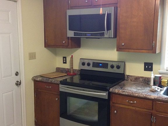 Verline Kitchen stove_04212016