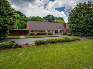 3445 Sharon Rd, Charlotte, NC 28211