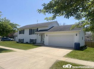 1446 50th St NW, Rochester, MN 55901