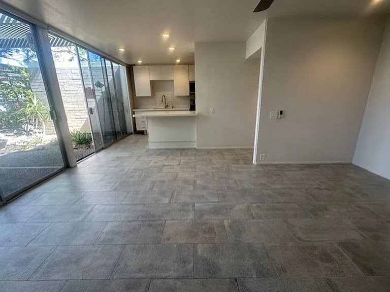 4225 N 36th St #5 — Photo 8