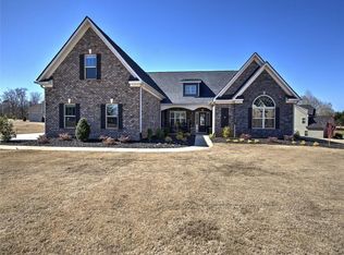 2 United Ave, Pendleton, SC 29670