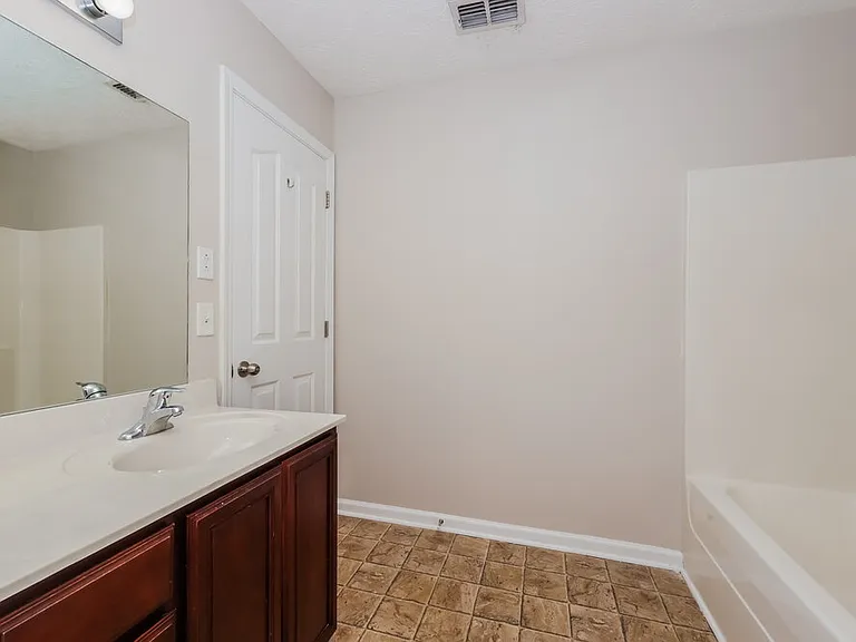 816 Pantera Dr — Photo 13