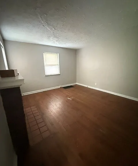 6996 Clovernook Ave — Photo 2