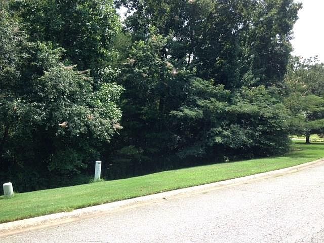 2nd image of 3938 Pointe Dr N #34