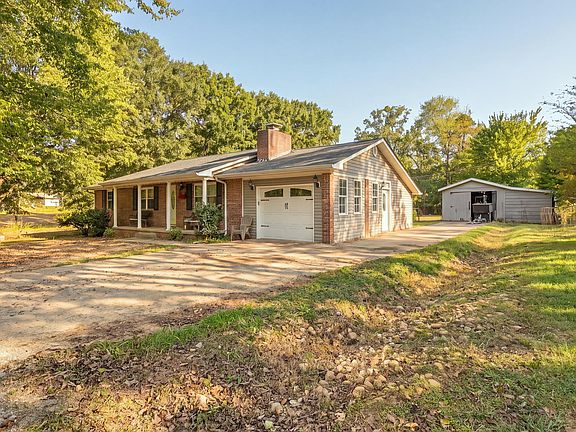 4th image of 63 Bandy Estates Rd