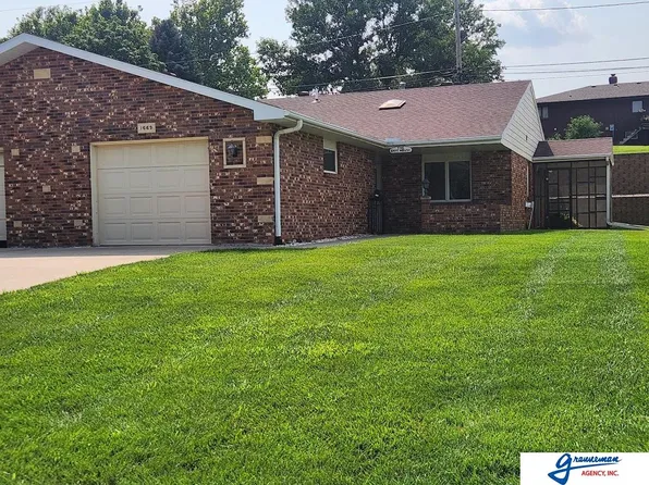 1669 Thorne St, Syracuse, NE 68446