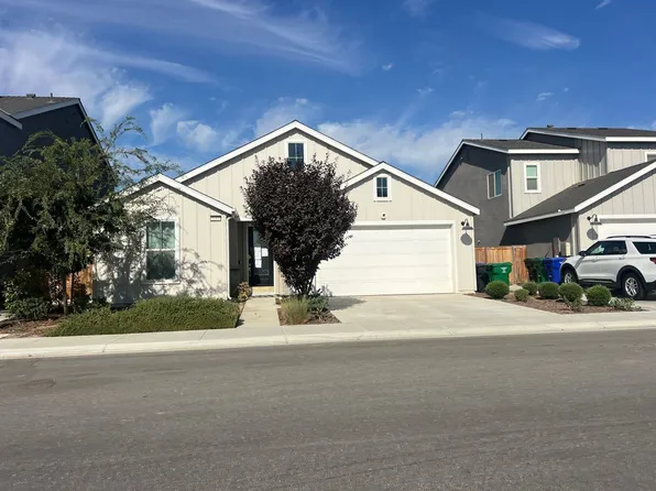 3213 Brook Grove Ln, Shafter, CA 93263