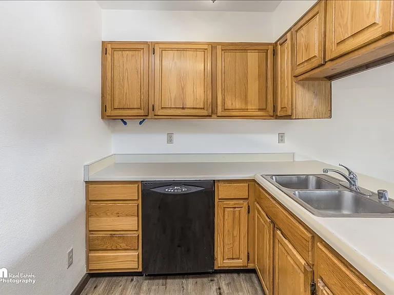 876 N Wesglenn Cir — Photo 31