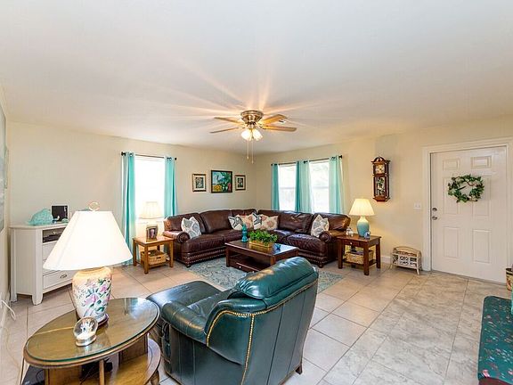 Home For Sale In Oslo Park