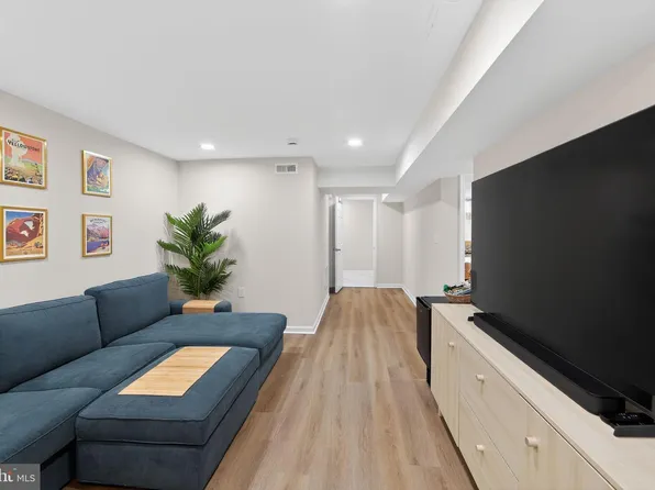 14 N Concord Rd, West Chester, PA 19380